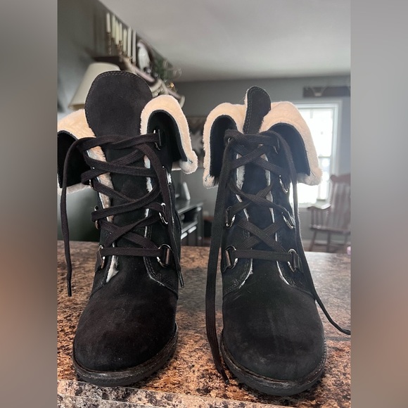 Cole Haan Black suede and faux shearling boots - Picture 4 of 9